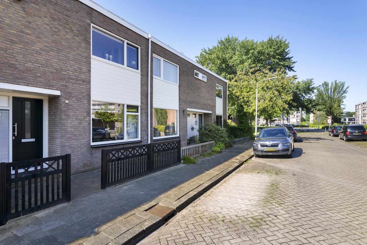 Marowijnestraat 11 in Leeuwarden